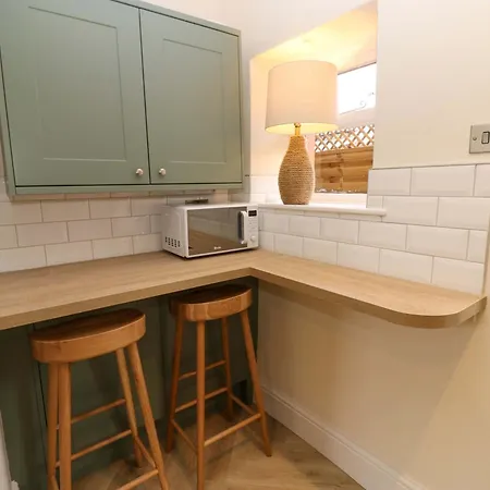 Milford * Great Corby